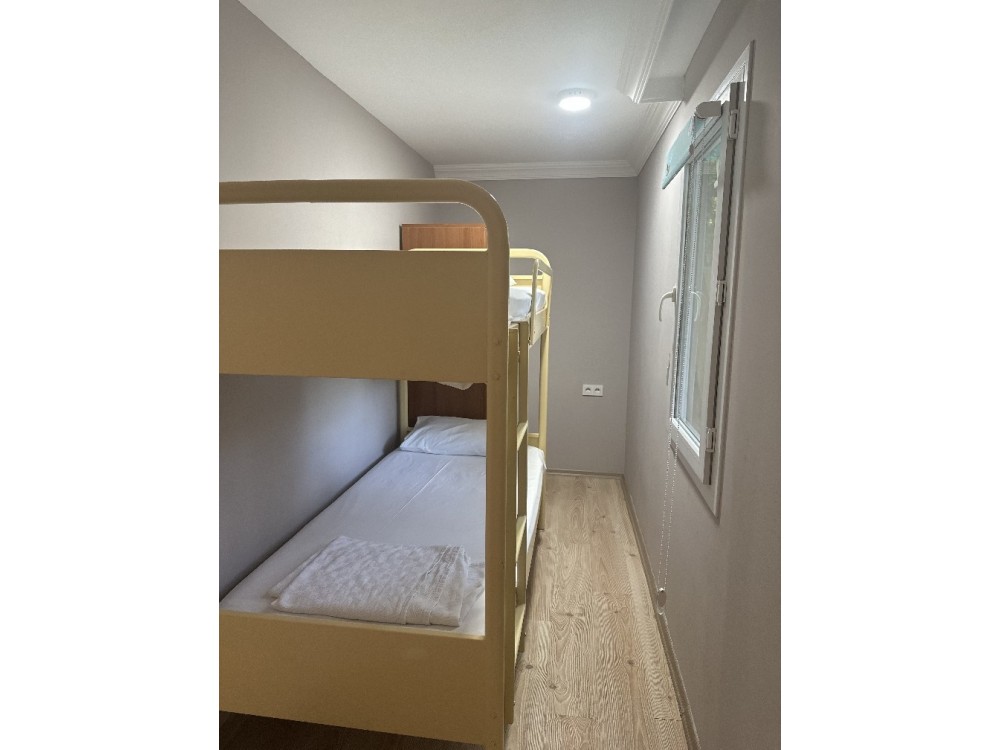 Семейный номер для 5 человек в Orange Beach Camp